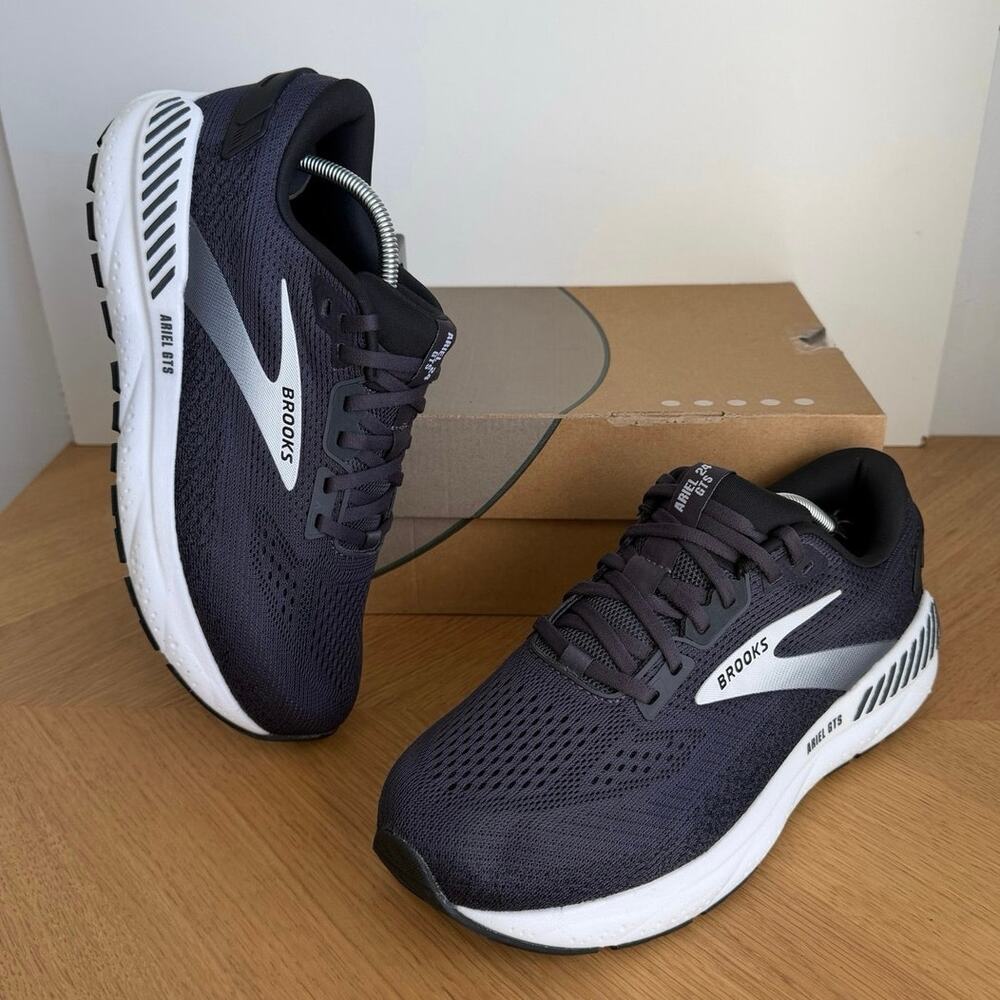 Brooks Ariel 24 GTS Grey/White Women Running Sneakers- SZ 8.5 Wide